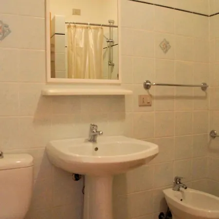 Apartment In La Ciaccia Mit Moeblierter Terrasse