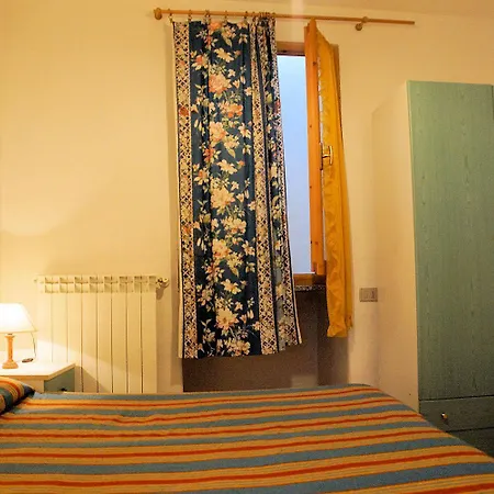 Apartment In La Ciaccia Mit Moeblierter Terrasse *